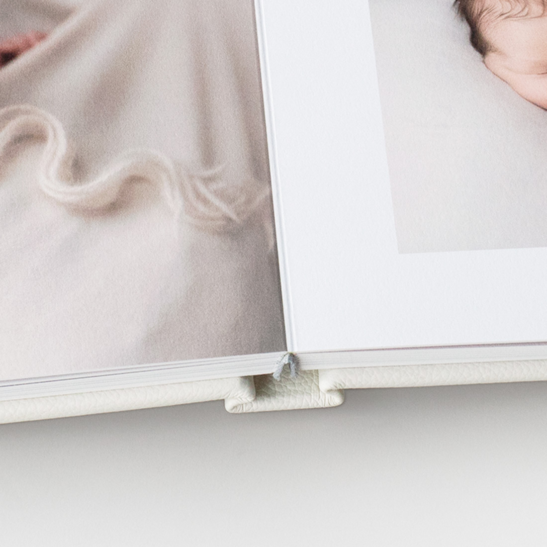 Leder-Fotoalbum Lay-flat Einband.
