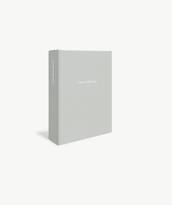Produktbild für mittelgroßes Leder-Album im Hochformat.