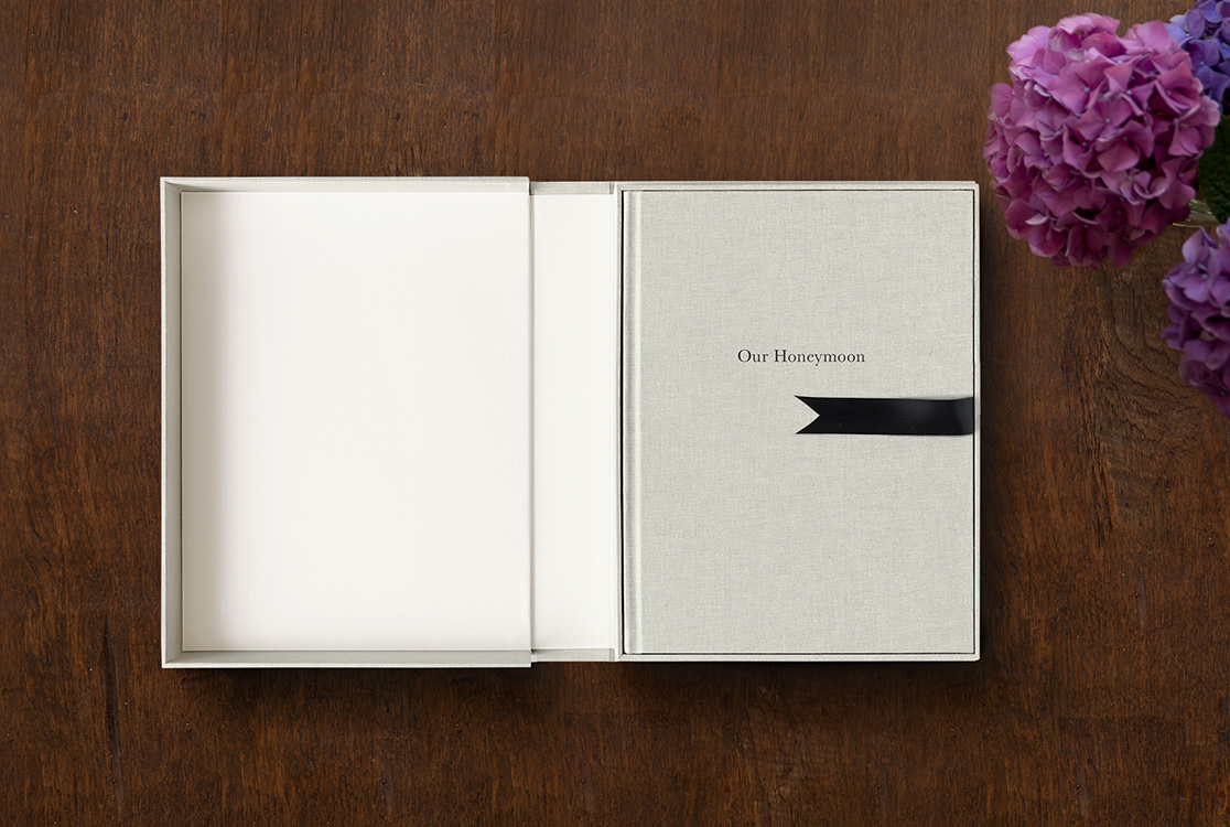 Wedding album in presentation box