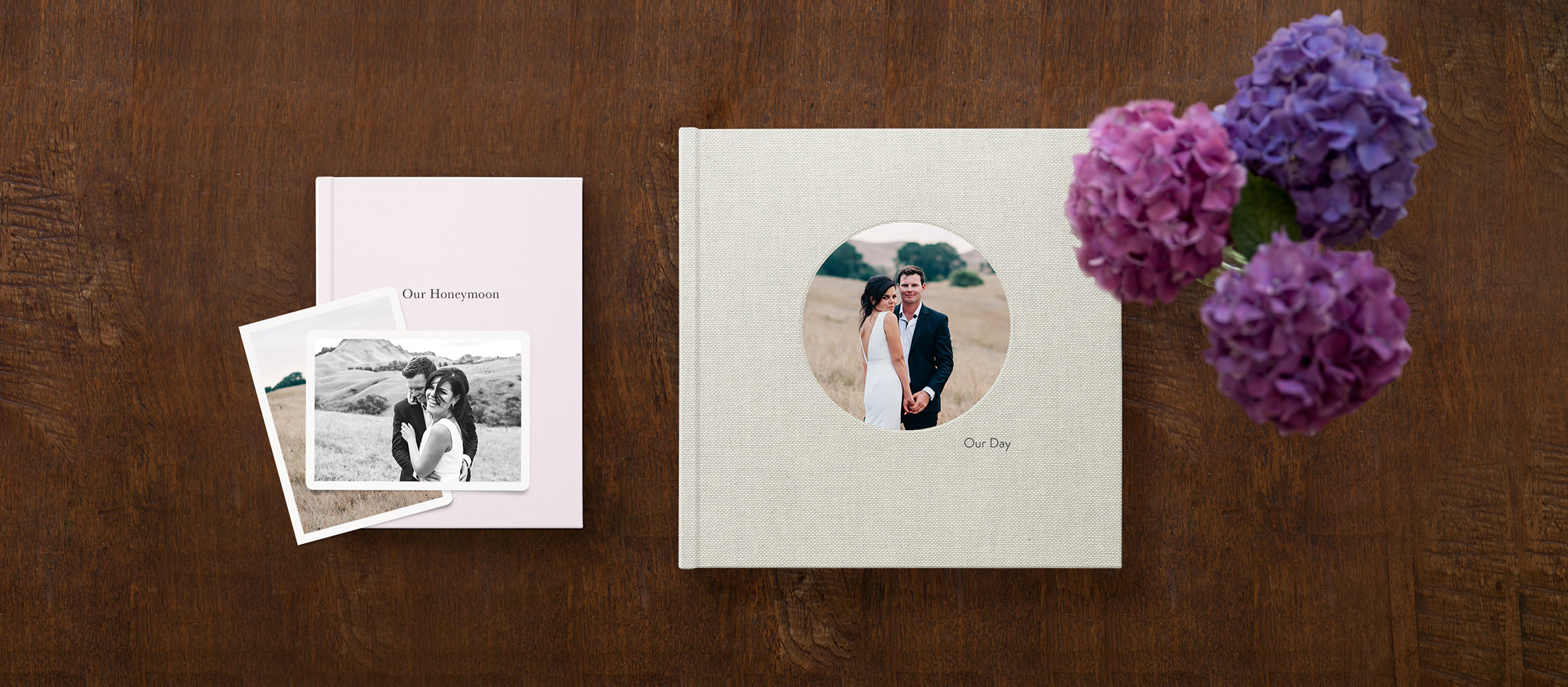 Collection de mariage avec album photo, livre photo et cartes de remerciement.