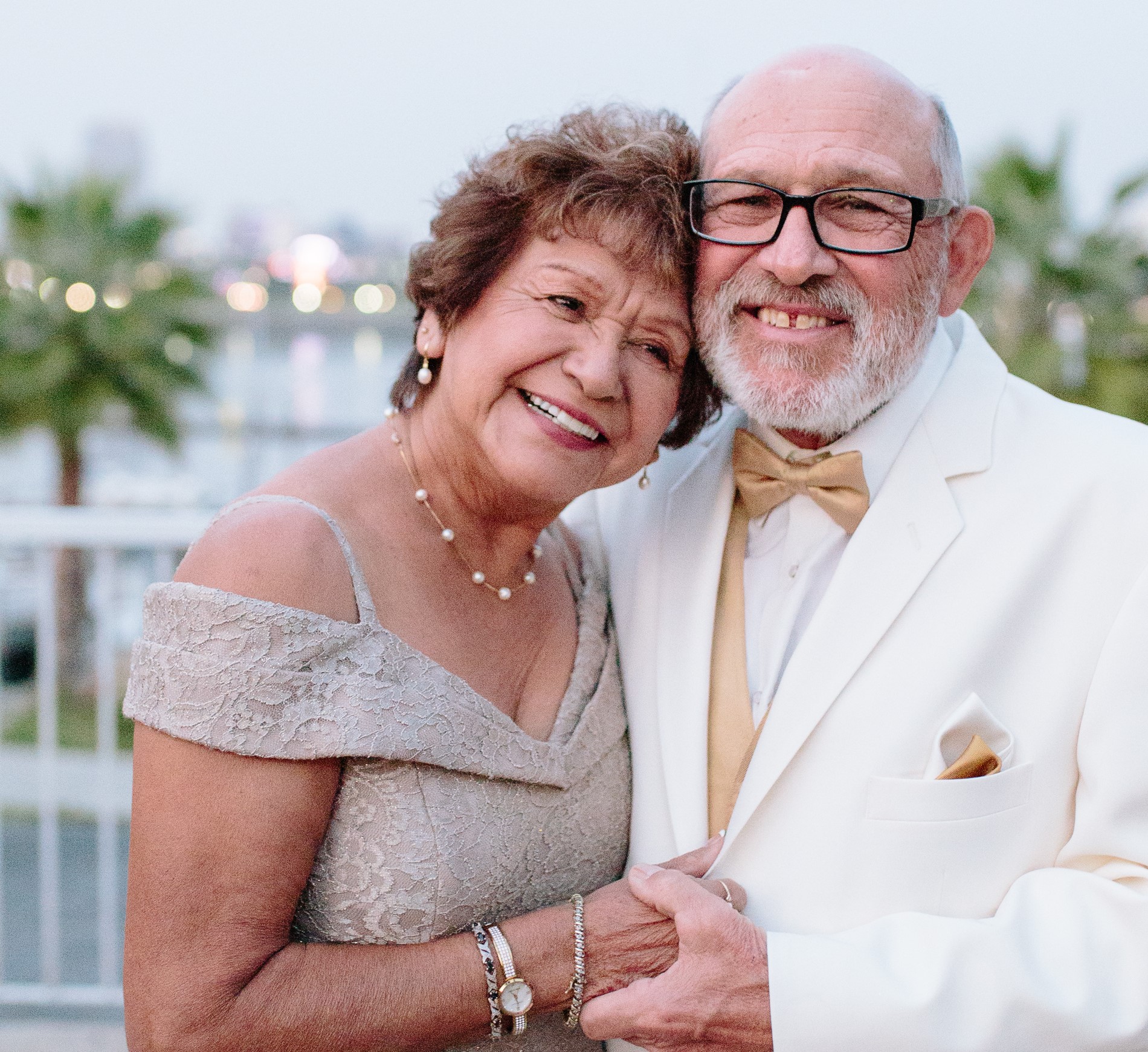 Wally & Della
